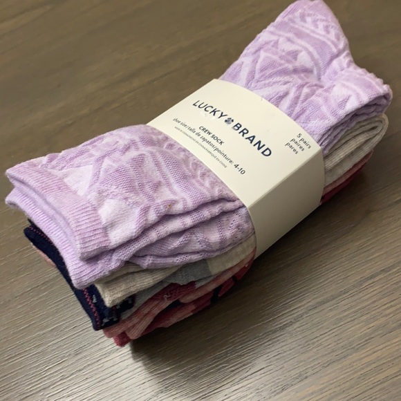 Lucky Brand Accessories - NWT! Lucky 🍀 Brand 5-pack women’s crew socks